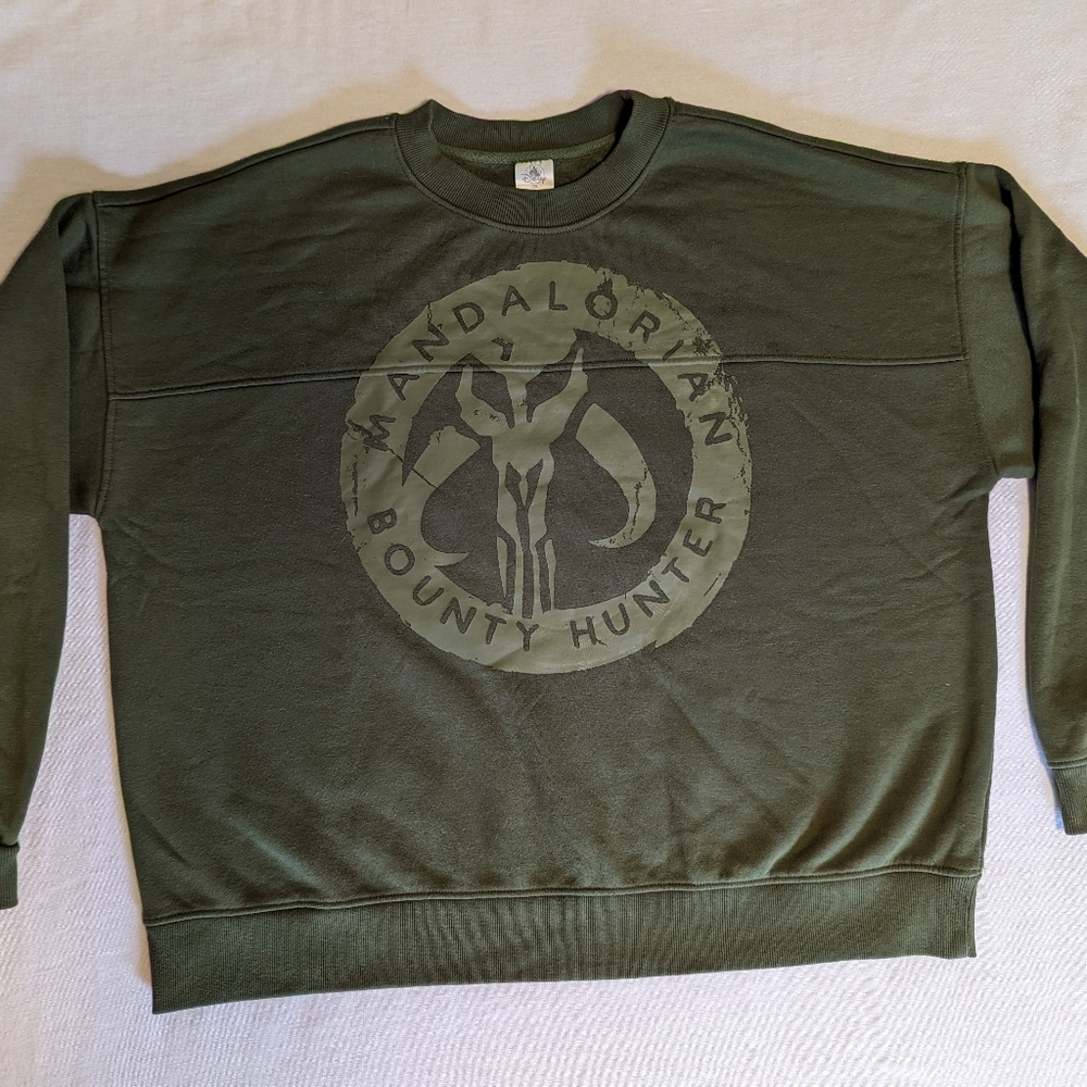 The Mandalorian ''Bounty Hunter'' Hunter Green Pullover Sweatshirt, 2XL